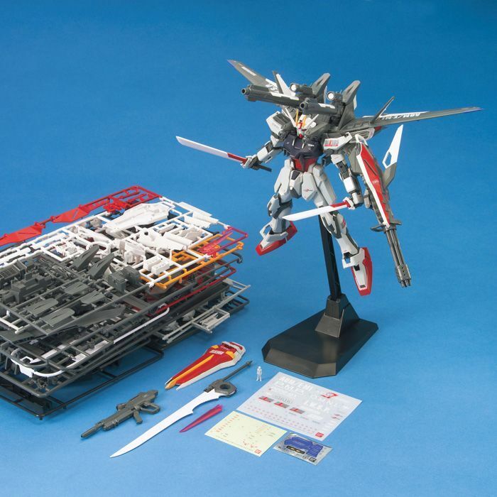 Bandai G0146728 MG 1/100 Strike Gundam + IWSP | Rhypla Builds