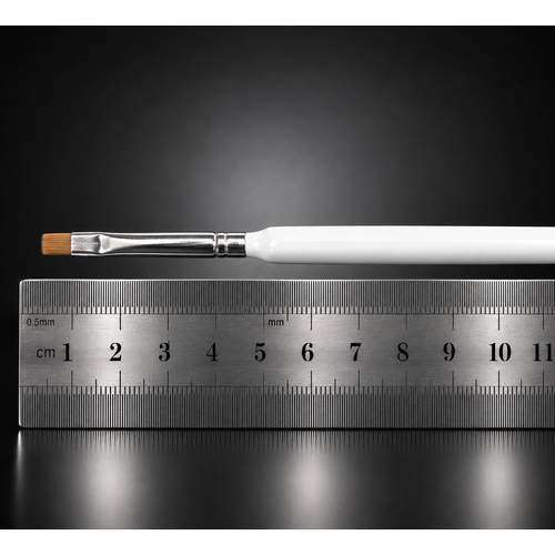 Studio Kanzen - #2 Flat Brush