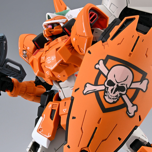 P-Bandai MG 1/100 Mobile Ginn (Miguel Ayaman Custom)