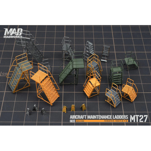Madworks 1/100 MT-27 Aircraft Maintenance Ladders Photo-Etched 