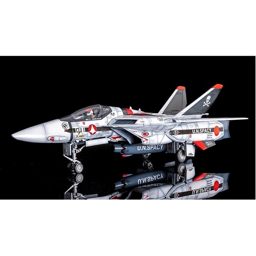 Max factory 1/72 Plamax VF-1A/S Fighter Valkyrie Hikaru Ichijo's Fighter